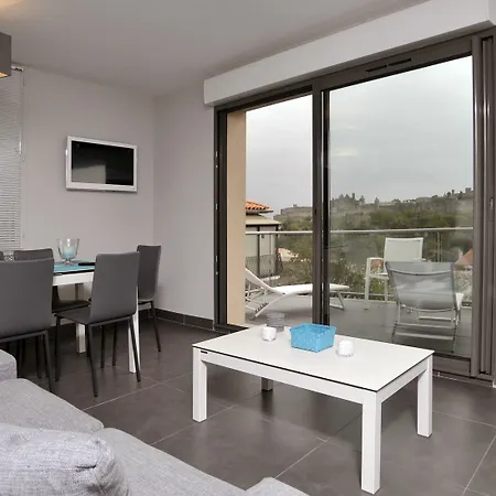 Les Balcons De La Cite - Rez De Chausse Carcassonne